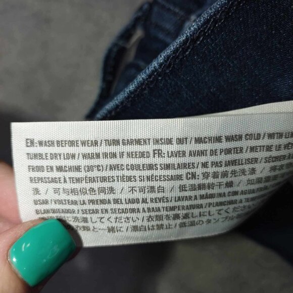 Abercrombie & fitch blue jean shorts dark wash cuffed hem 2 W26 casual preppy - Picture 6 of 9